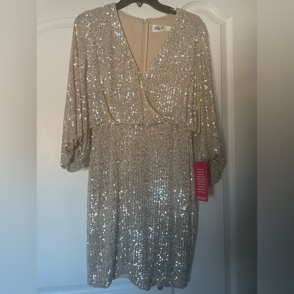 Eliza J sequin dress Size 6 in Silver